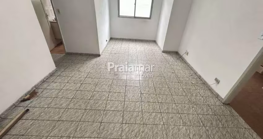 Apartamento térreo | 02 dorm | garagem coletiva | 60m² | centro - são vicente.