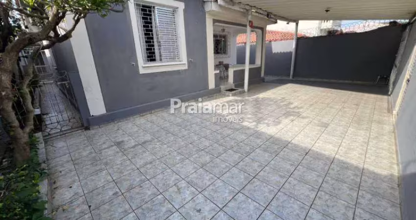 Casa isolada i 3 dorm i quintal i churrasqueira i catiapoã i garagem para 4 carros