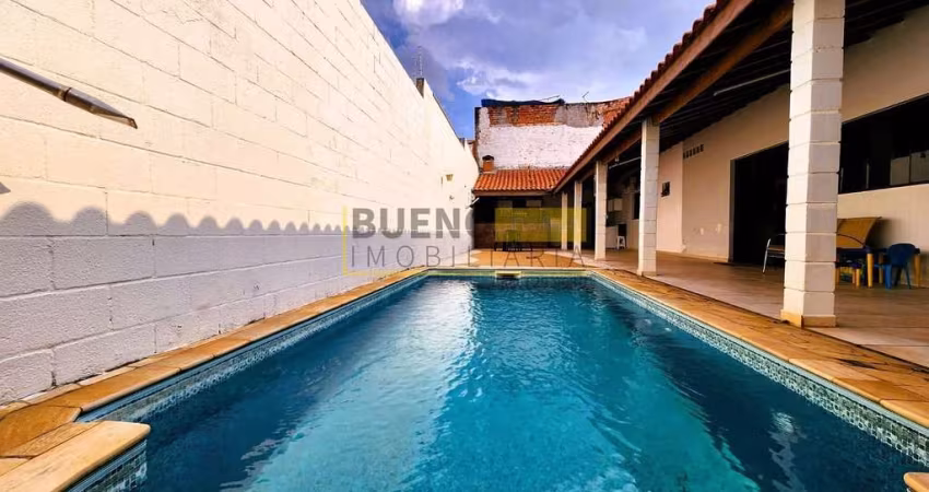 Ótima casa com 2 quartos à venda, 250 m² de terreno por R$ 520.000 - Residencial Furlan - Santa Bár