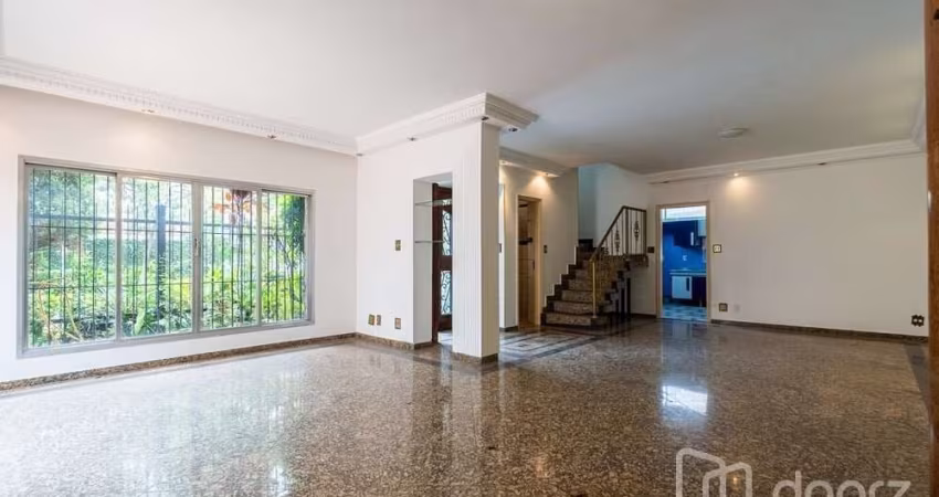 Casa com 3 quartos à venda na Avenida Itacira, 313, Planalto Paulista, São Paulo