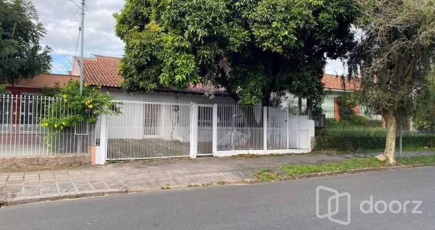 Casa com 2 quartos à venda na Rua Sargento Nicolau Dias de Farias, 416, Tristeza, Porto Alegre