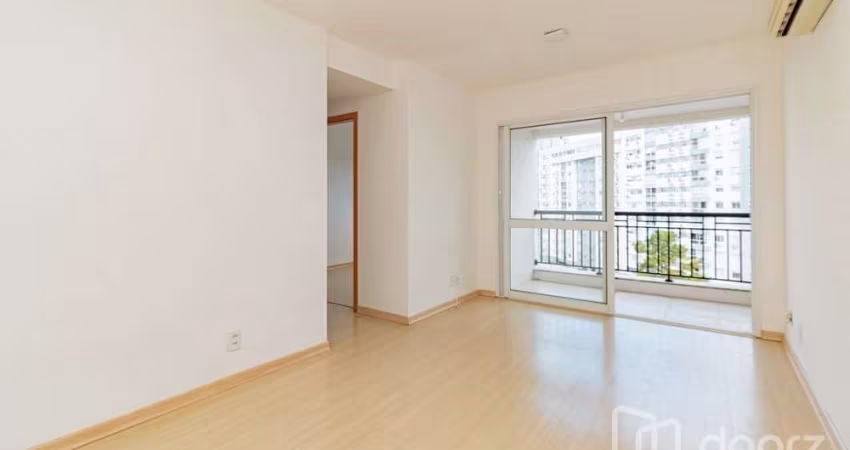 Apartamento com 2 quartos à venda na Rua Jari, 359, Passo da Areia, Porto Alegre