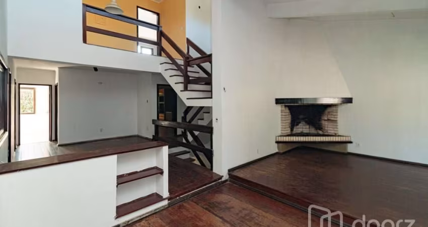 Casa com 4 quartos à venda na Rua Fernando Osório, 235, Teresópolis, Porto Alegre
