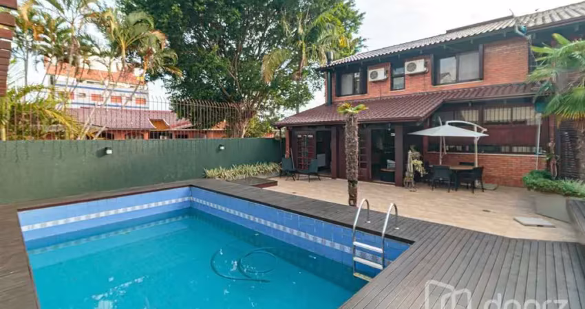 Casa com 3 quartos à venda na Rua Walir Zottis, 352, Jardim Itu Sabará, Porto Alegre