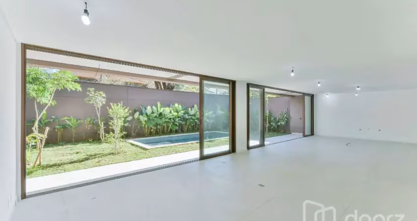 Casa em condomínio fechado com 4 quartos à venda na Rua Regina Badra, 1013, Santo Amaro, São Paulo
