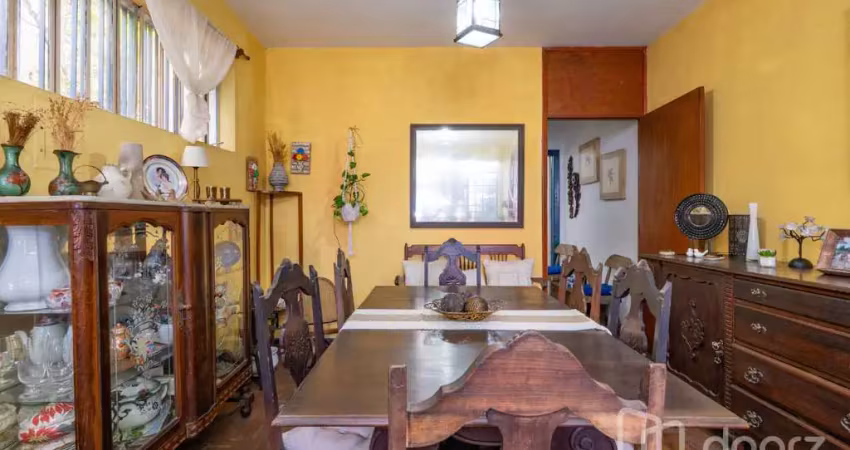 Casa com 3 quartos à venda na Rua Barão de Suruí, 134, Vila Congonhas, São Paulo