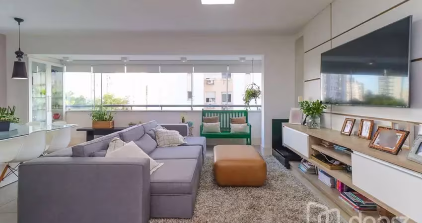 Apartamento com 3 quartos à venda na Rua Jari, 359, Passo da Areia, Porto Alegre