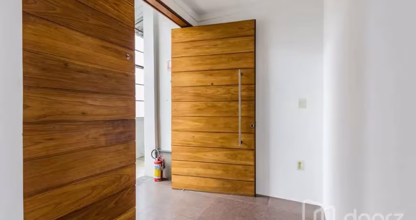 Apartamento com 4 quartos à venda na Avenida Venâncio Aires, 449, Cidade Baixa, Porto Alegre