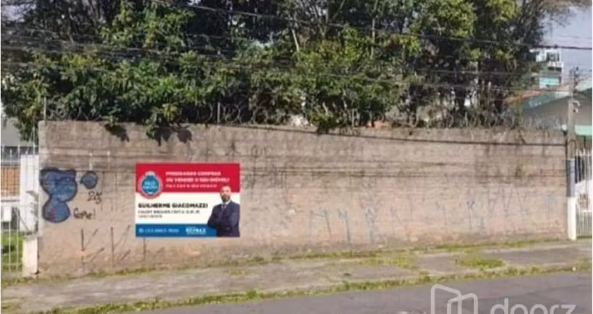 Terreno à venda na Rua Professora Cecy Cordeiro Thofehrn, 715, Sarandi, Porto Alegre