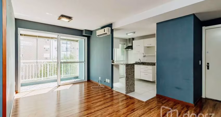 Apartamento com 3 quartos à venda na Beco Andaraí, 675, Passo da Areia, Porto Alegre