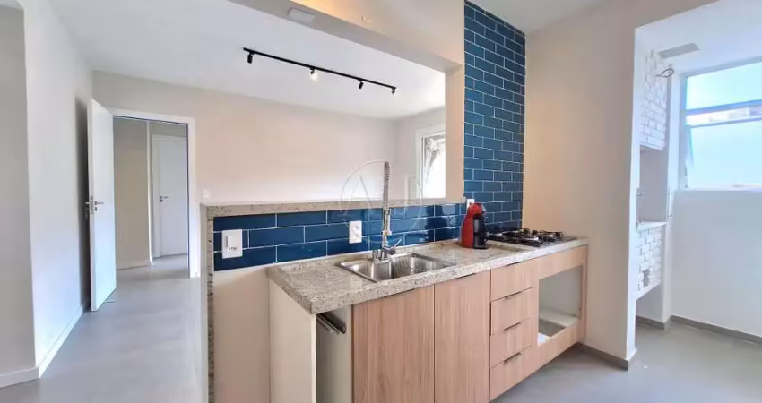Off: de 595mil por 530mil. desocupado e pronto para morar!!! apartamento de 2 dormitórios recém reformado semimobiliado, com churrasqueira, dependência (pronta para home office ou 3º dormitório com ba