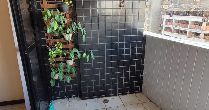 EXCELENTE APTO COM 131M², NA MELHOR RUA PARA SE MORAR NA PONTA VER