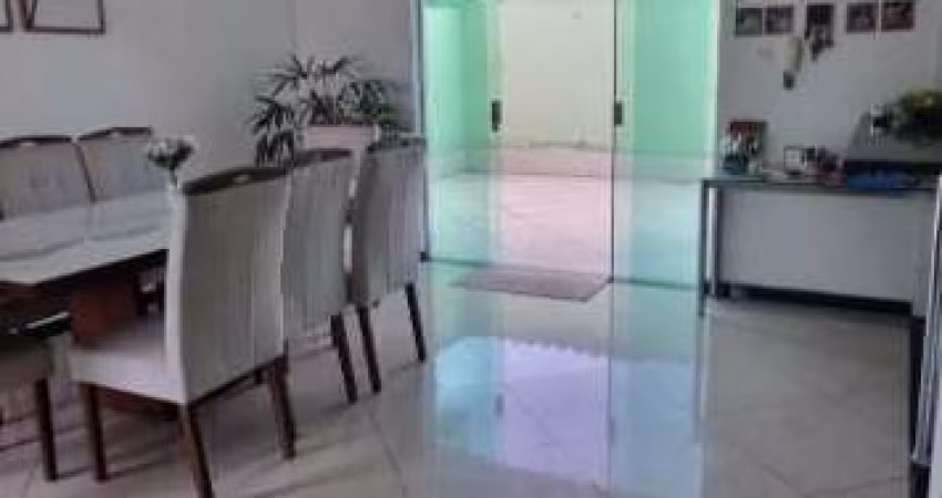 3QUARTOS+SALA AMPLA+2VAGAS+LAVABO
