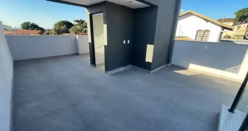 Casa com 3 quartos à venda na Rua Nilo Aparecida Pinto, Planalto, Belo Horizonte