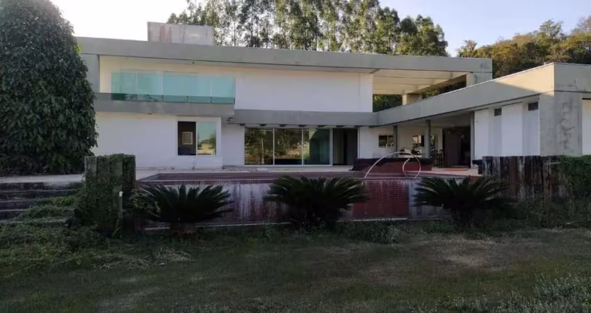 Descubra o privilégio de viver em uma verdadeira mansão duplex no exclusivo condomínio belvedere, em esmeraldas! com impressionantes 850m² de área útil, esta residência foi projetada para proporcionar