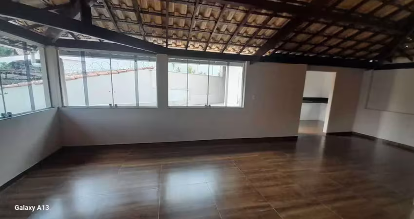 Casa para alugar em frimisa, santa luzia, 3 quartos, 170m²