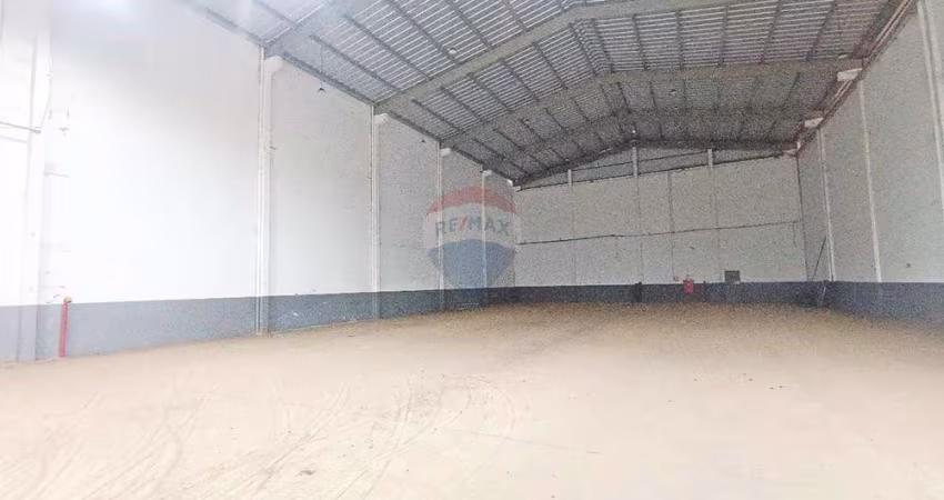 Excelente Galpão de 1100 m²