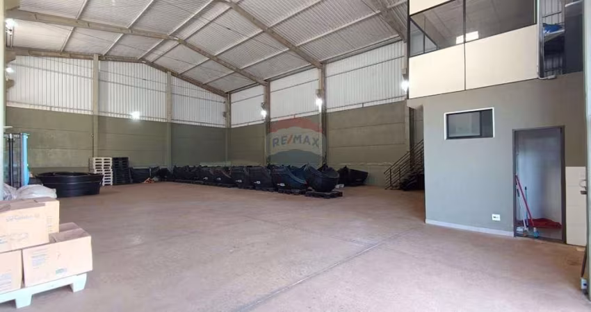 Galpão no Joquei Clube