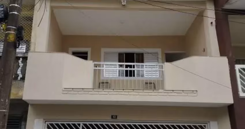 Sobrado de 3 dorms, 2 vagas, área gourmet no jd las vegas - r$399.000,00