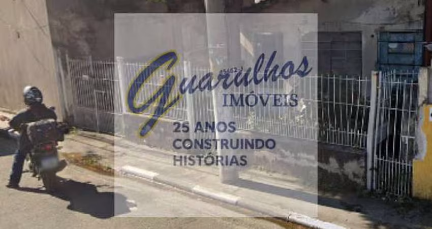 Terreno de 300m² na Vila Galvão, por R$640.000