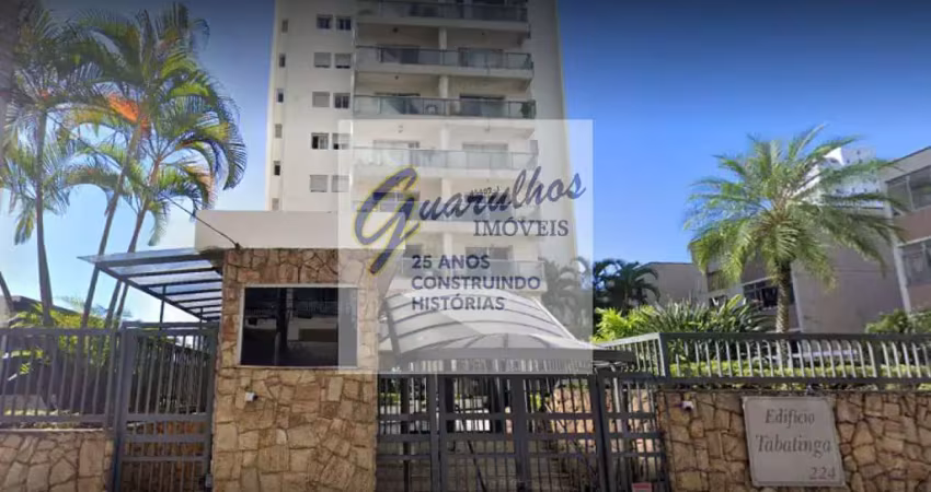 Apto espaçoso com 3 dorms, 1 suíte, 3 vagas no centro de Grs por R$649.000