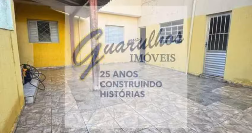Casa com 2 quartos para alugar na Vila Galvão, Guarulhos 