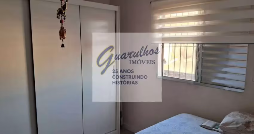Sobrado com 3 dorms 1 suite,2 vagas de garagem e varea para churrasco