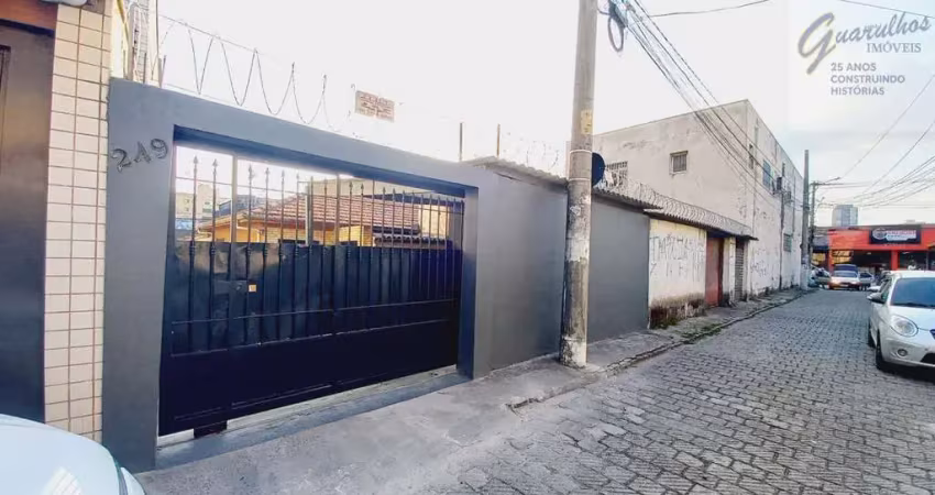 Ótimo casa  térreo comercial na vila galvão com 03 salas, cozinha, banheiro, 02 vagas de garagem. ao