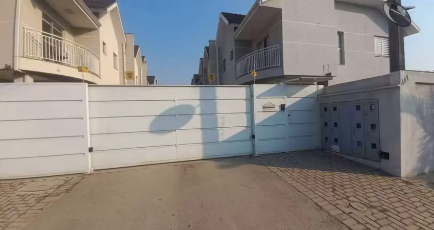 Sobrado à venda no bairro vila ferrari - em campo largo/pr