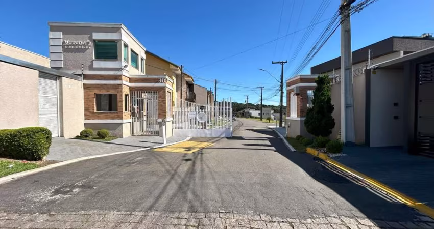 Sobrado em Condomínio para Venda em Campo Largo, São Marcos, 3 dormitórios, 1 suíte, 3 banheiros, 2 vagas