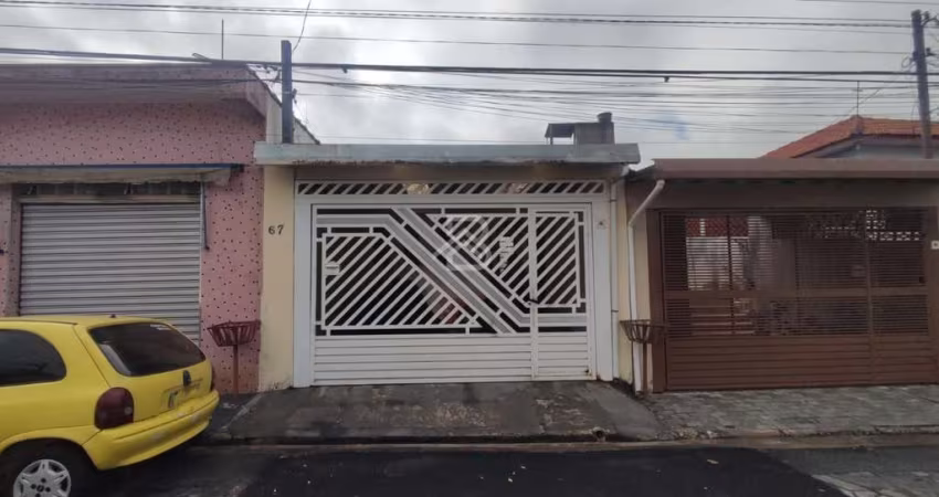 Casa Térrea para Venda em São Paulo, Parque são Rafael, 2 dormitórios, 1 banheiro, 2 vagas