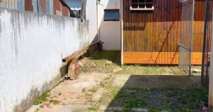 Casa com 1 quarto para alugar na Rua Sete de Setembro, 395, Centro, Santa Maria