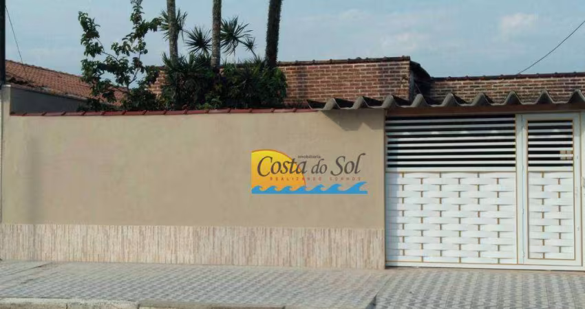 Casa com 3 dormitórios à venda, 135 m² por R$ 600.000,00 - Maracanã - Praia Grande/SP