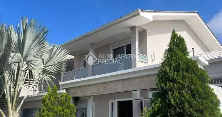 Casa com 3 quartos à venda na Tarumã, 6532, Enseada de Brito, Palhoça