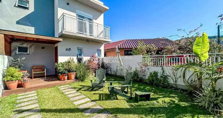 Casa com 2 quartos à venda na Fernanda Pacheco Da Silva, 377, Ambrósio, Garopaba