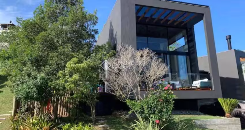 Casa com 4 quartos à venda na Das Flores, 6, Morrinhos, Garopaba