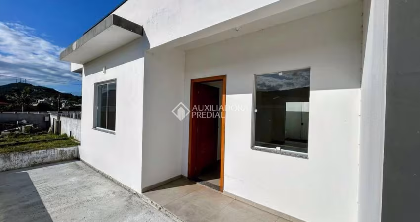 Casa com 2 quartos à venda na Bráulio Araújo Da Silva, 879, Ambrósio, Garopaba