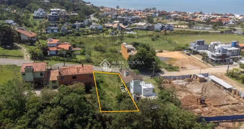 Terreno à venda na Caribe, 379, Ferraz, Garopaba