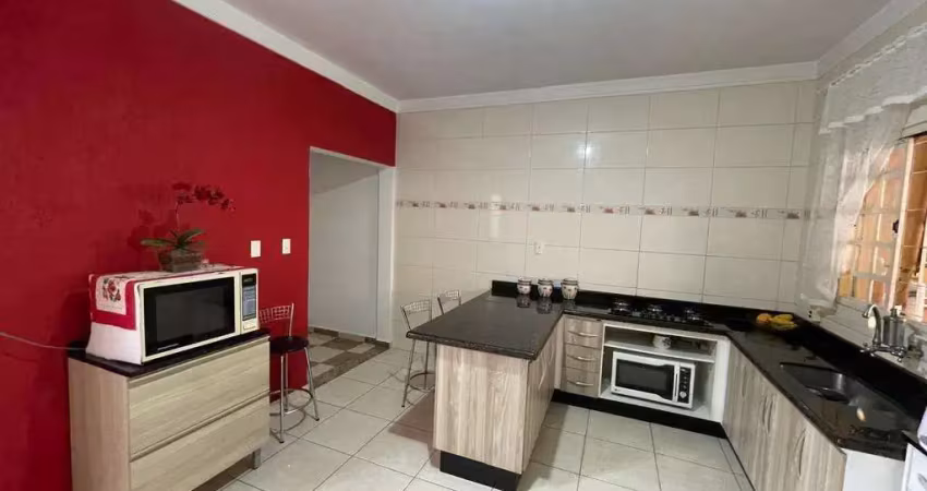 Casa à venda em Sorocaba, Vila Eros, com 2 quartos, com 123.55 m²