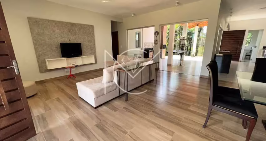 Casa com 03 quartos e 03 suítes em condomínio fechado / Nosso Rancho Contagem