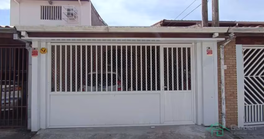 Casa em Jardim das Industrias