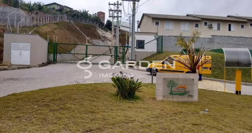 Casa em Condomínio em Jardim Colônia