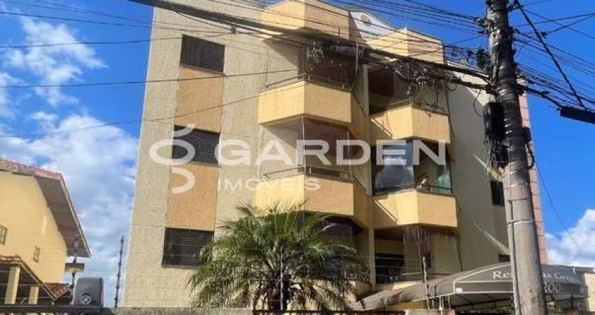 Apartamento em Jardim das Indústrias