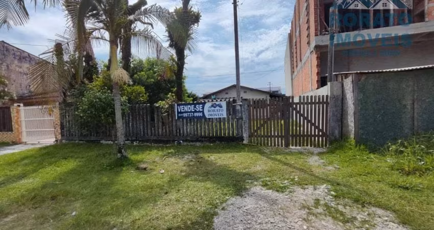 Casa Com Saída para Duas Ruas