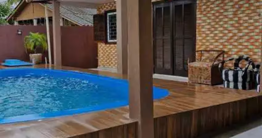 Casa com 3 quartos para alugar no Solymar, Matinhos 