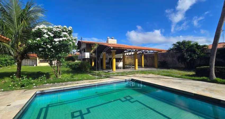 Casa, 680,02m² de área construída, 1.666,50m² de lote, 6 quartos, Lago Jacarey, Fortaleza/CE.