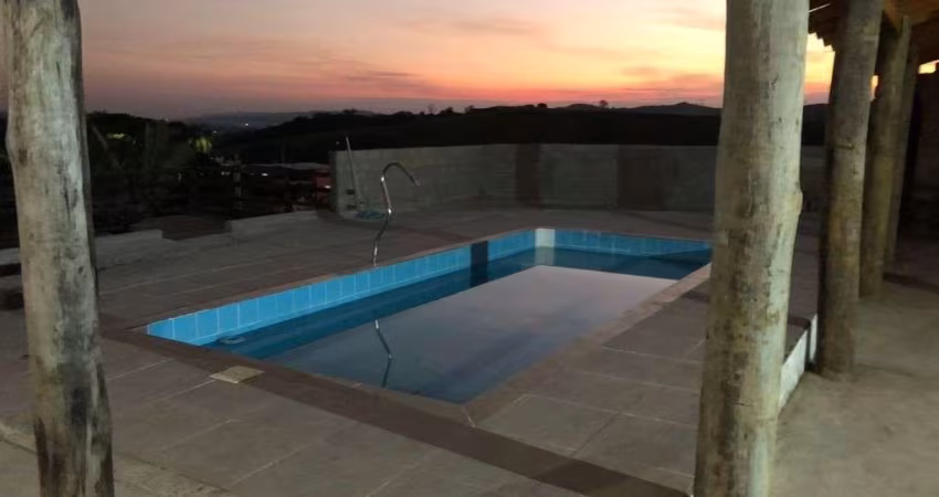Chácara com 3 dormitórios à venda, 2 m² por R$ 550.000,00 - Ordália Jaguari - São José dos Campos/SP