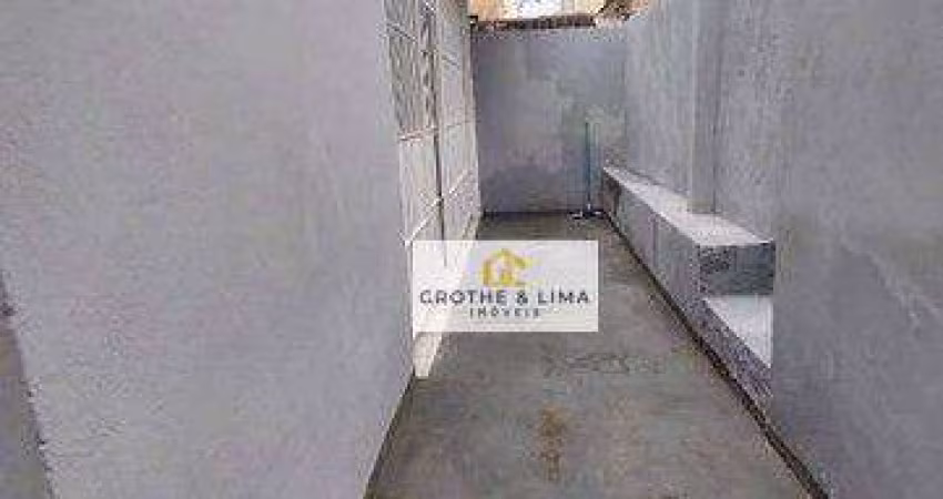 Casa com 2 dormitórios à venda, 140 m² por R$ 750.000,00 - Centro - São José dos Campos/SP
