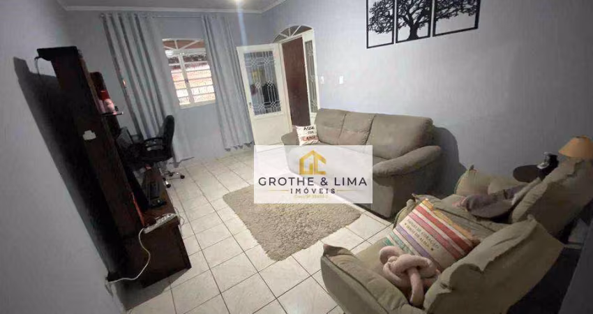 Casa - Jardim Altos de Santana - 2 Dormitórios - 105m²