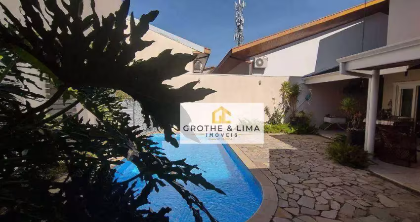 Sobrado com 6 dormitórios à venda, 420 m² por R$ 1.800.000,00 - Urbanova - São José dos Campos/SP